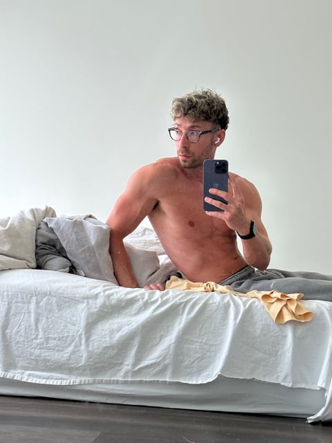 onaircams.com curtisryan8 profile on OnlyFans in twitch-streamers category