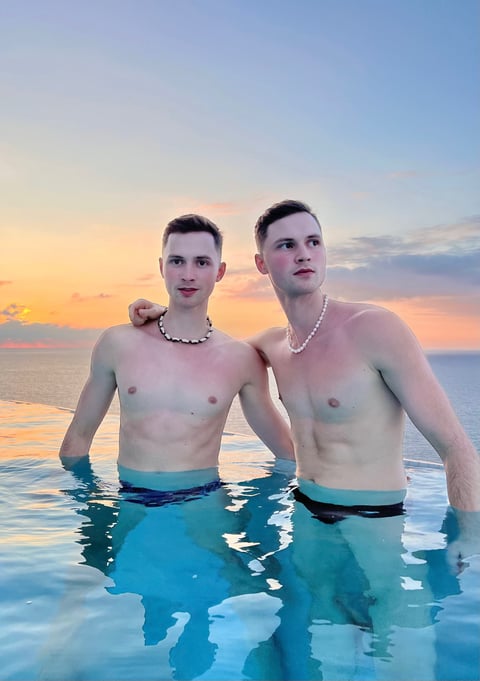 onaircams.com czechgaytwins profile on OnlyFans in czech-republic category