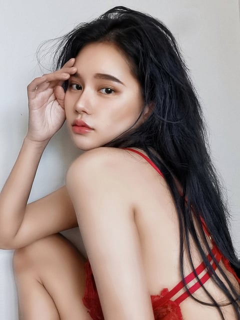 onaircams.com elizabethlee9080 profile on OnlyFans in malaysia category