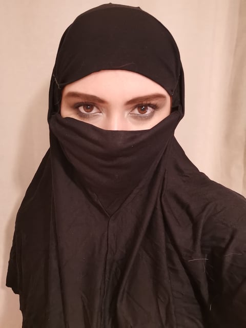 onaircams.com hijabibambie profile on OnlyFans in hijab category