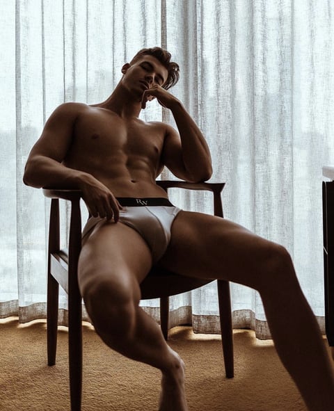 onaircams.com jaydenrembacher profile on OnlyFans in big-dicks category