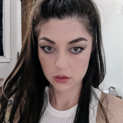 onaircams.com kirachats profile on OnlyFans in twitch-streamers category