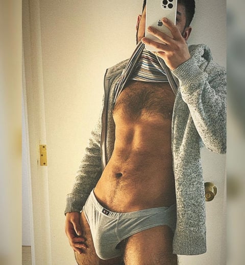 onaircams.com mr.hugeload profile on OnlyFans in chile category