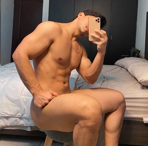 onaircams.com renegonzalezz profile on OnlyFans in panama category