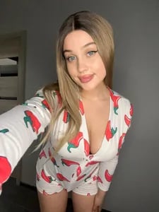 onaircams.com stellawilsonx profile on OnlyFans in big-dicks category