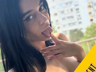 JassyeJoy Black Hair webcam from Romania